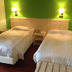 מלון Ristorante Vecchia Riva