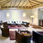 מלון Ristorante Vecchia Riva וארסה