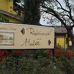 מלון Ristorante Vecchia Riva