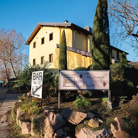 Hotel Ristorante Vecchia Riva 3*