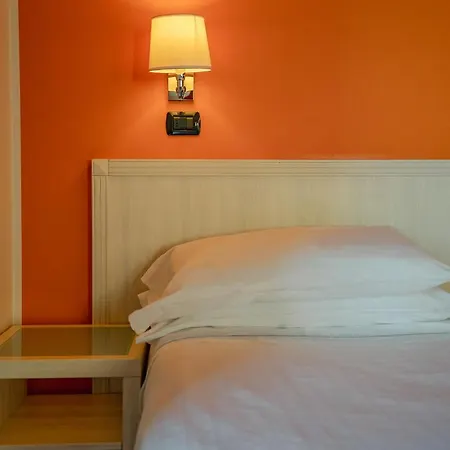 Hotel Ristorante Vecchia Riva 3*