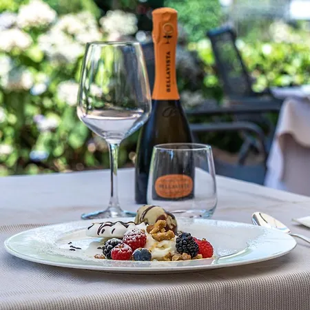 Hotel Hotel Ristorante Vecchia Riva Varese