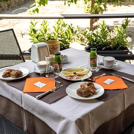 Hotel Ristorante Vecchia Riva 3* Varese