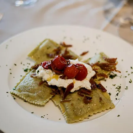 Hotel Ristorante Vecchia Riva