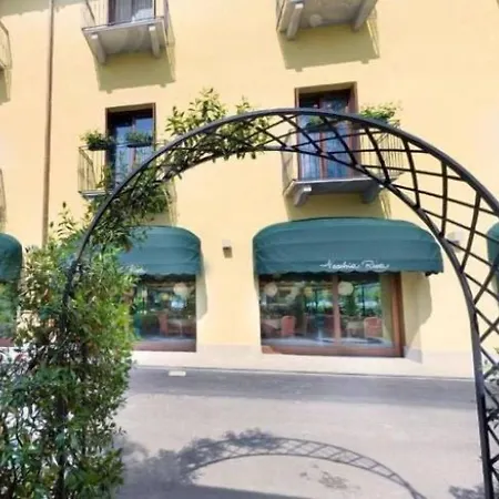 Ristorante Vecchia Riva 3*