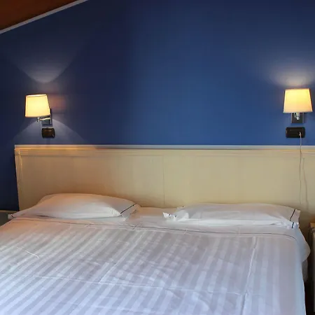 Hotel Ristorante Vecchia Riva Varese