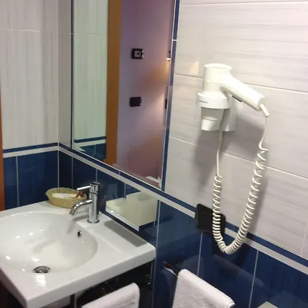 Hotel Ristorante Vecchia Riva 3* Varese