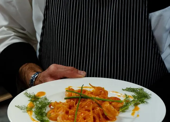 Ristorante Vecchia Riva فندق فاريسّي