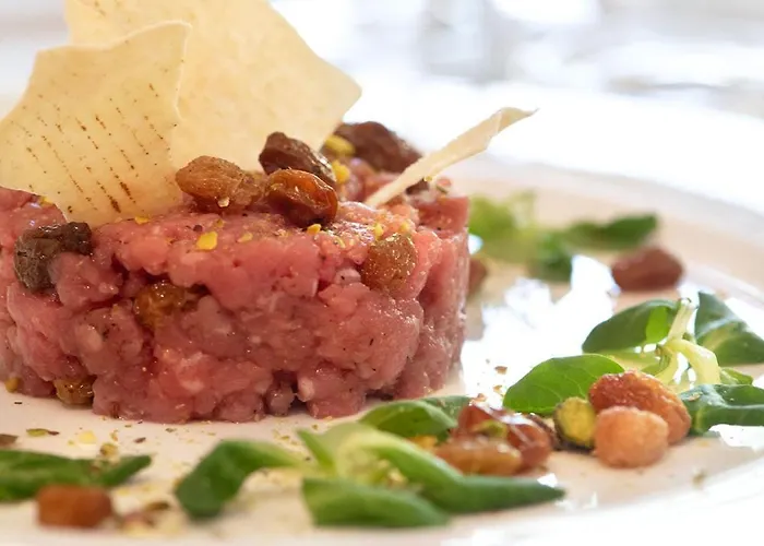 فندق Ristorante Vecchia Riva 3*