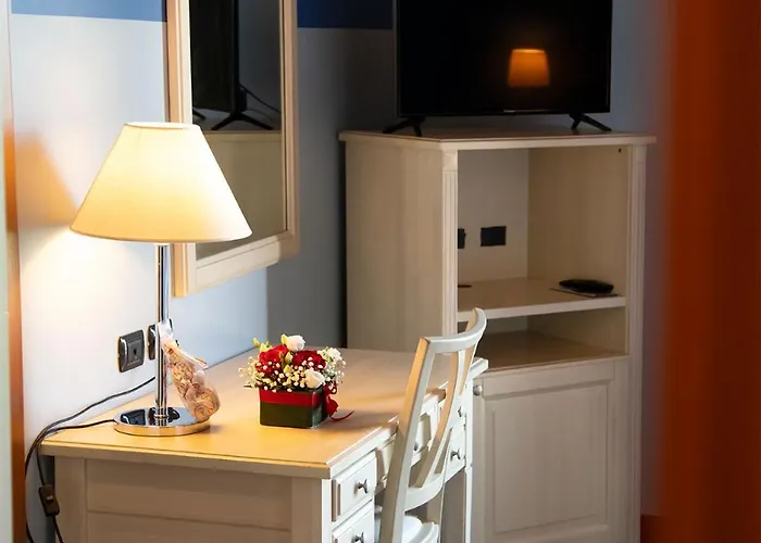 Ristorante Vecchia Riva 3* فاريسّي