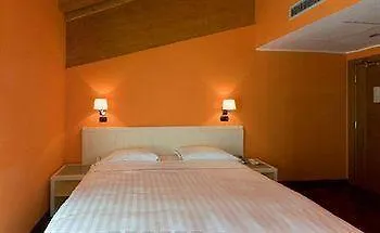 فندق Ristorante Vecchia Riva